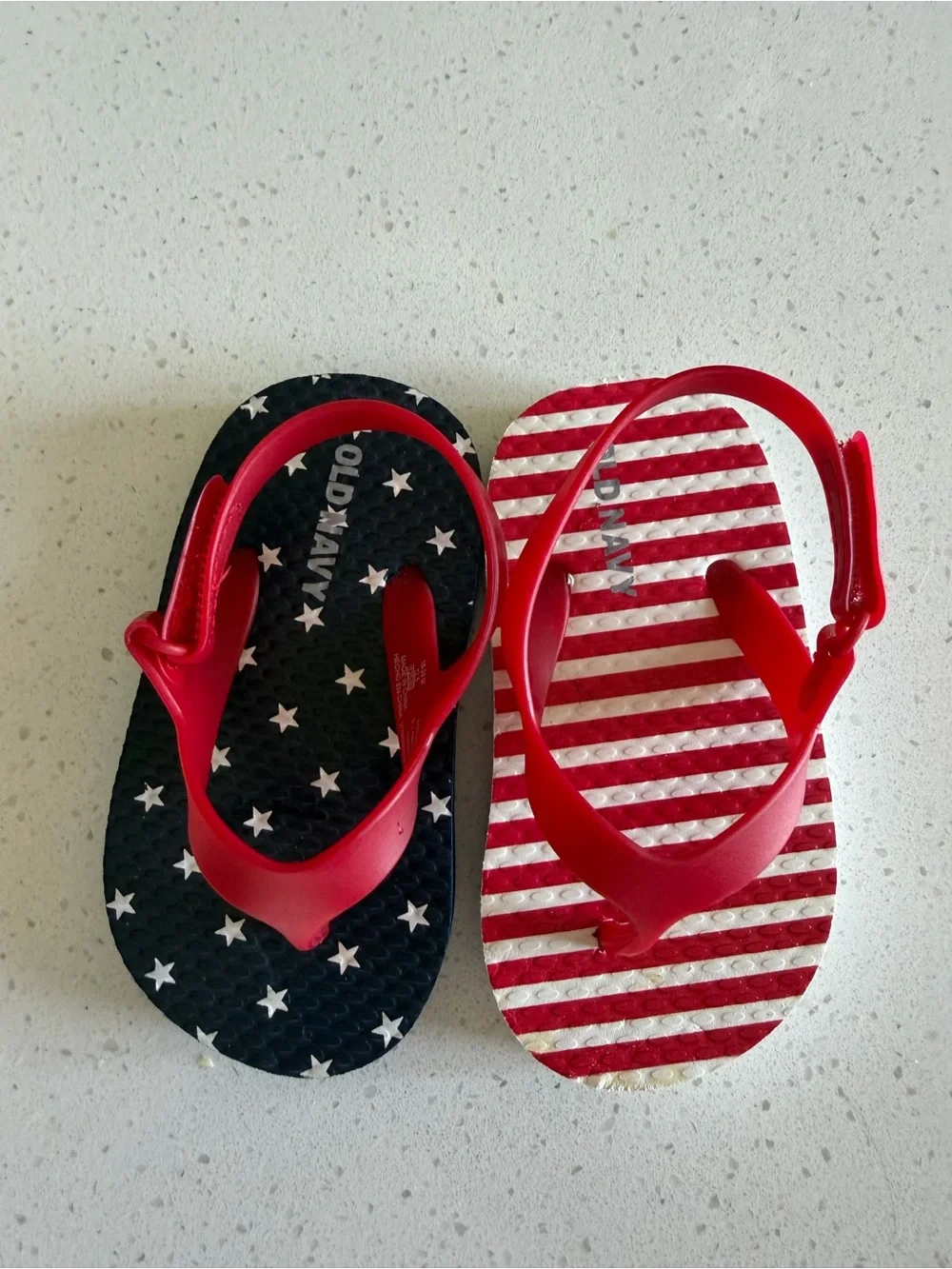 Old Navy Red Blue Patriotic Flip Sandals baby size 5 NWOT